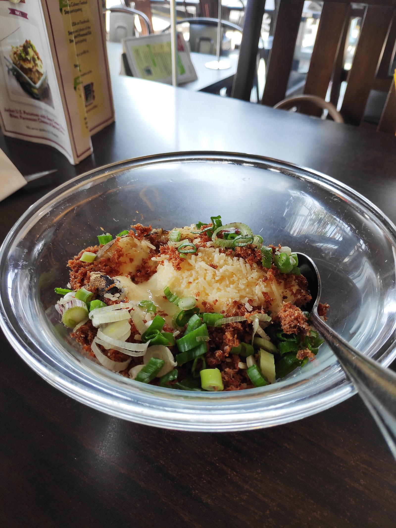 JACKET POTATO SOUR CREAM, BACON & PARMESAN